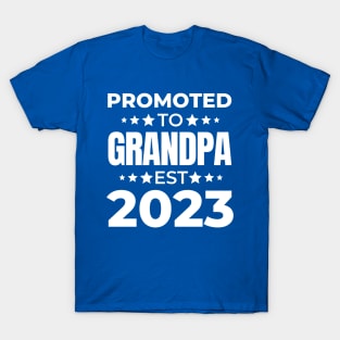 Promoted to grandpa 2023 T-Shirt